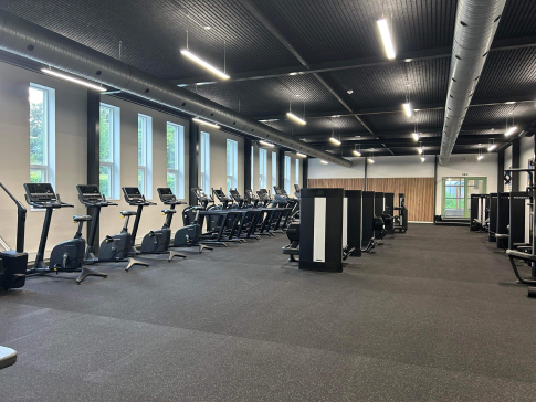 Skansens fitnesscenter med nye moderne maskiner